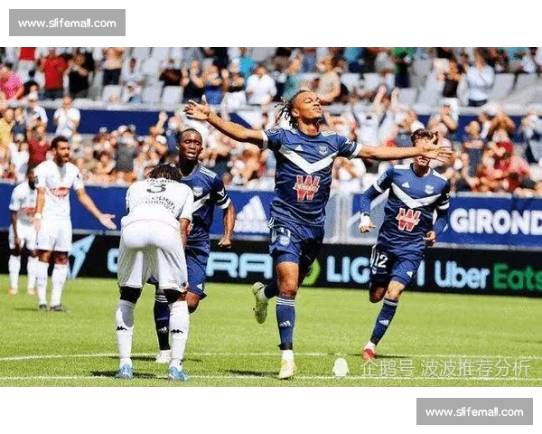 法甲联赛精彩对决实时直播，尽享足球激情与胜负瞬间